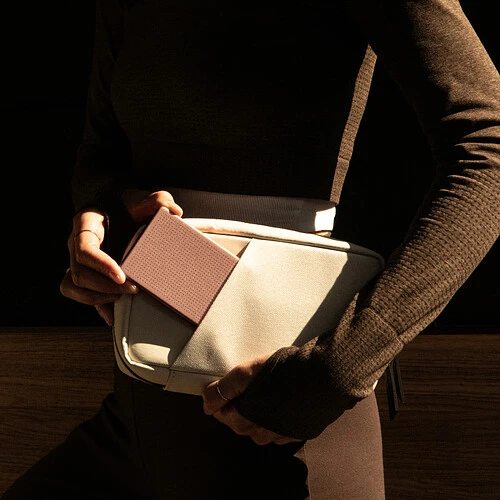 Внешний аккумулятор NATIVE UNION ACTIVE POWER BANK 5000mAh, абрикосовый