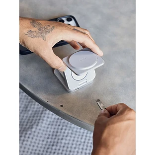 Беспроводное зарядное устройство uBear Balance Ultra, 3-в-1, с поддержкой MagSafe, Qi2, цвет: серебро 