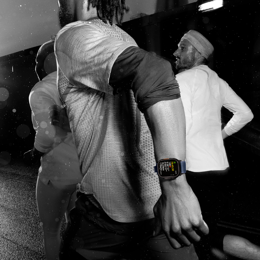 Apple Watch Ultra 2 2024  Tan Alpine Loop, L, 49мм, Natural Titanium