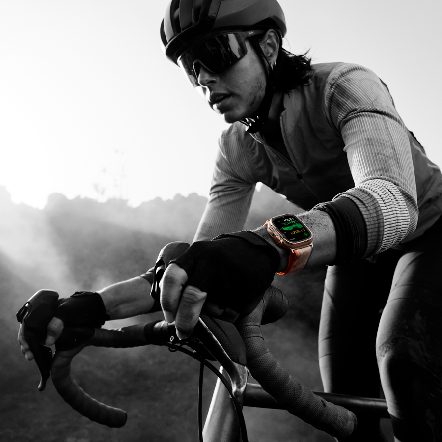 Apple Watch Ultra Series 2 GPS + Cellular  Зеленый/Серый Трейл Луп, S/M, 49мм, Natural